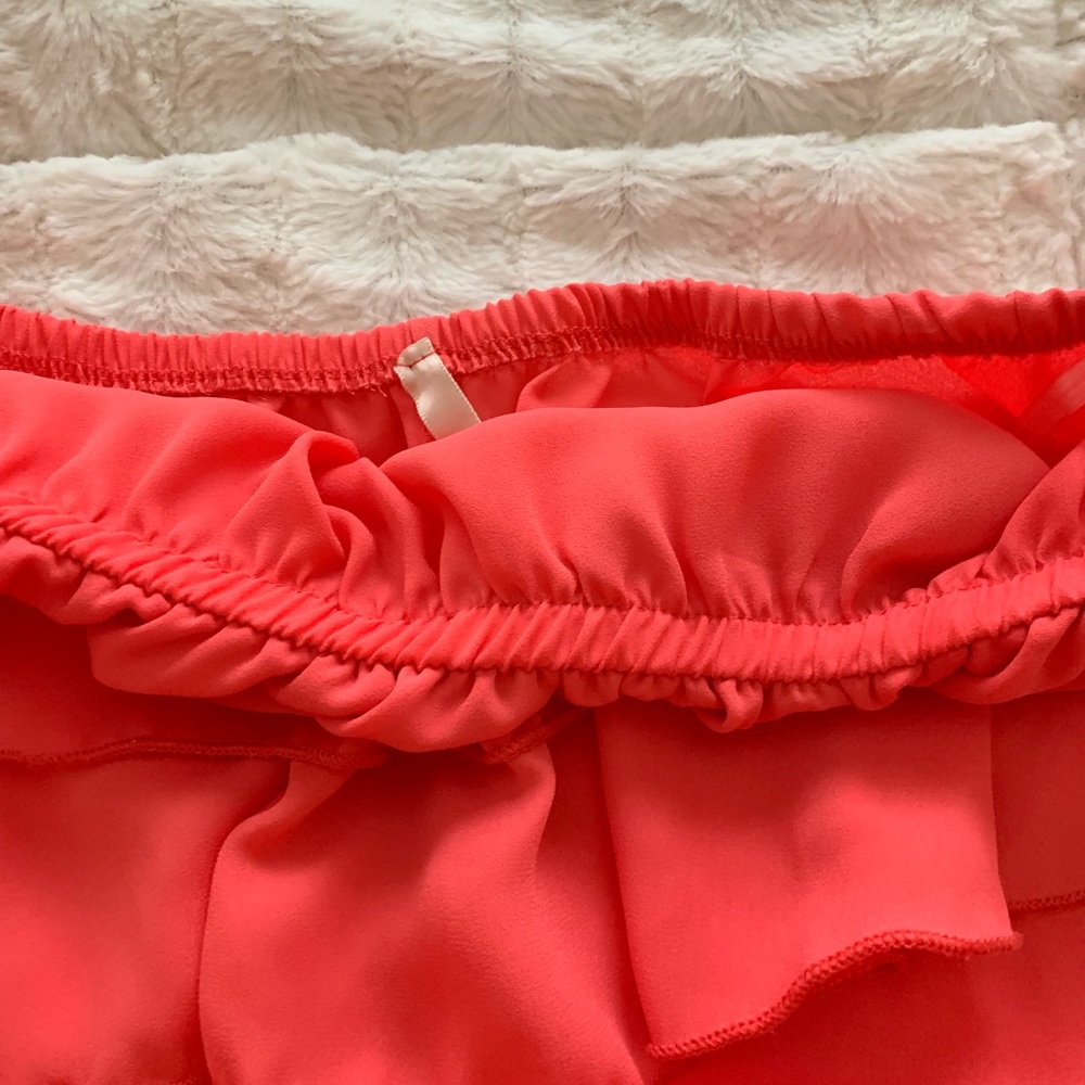 Strapless Top - Picture 2 of 4